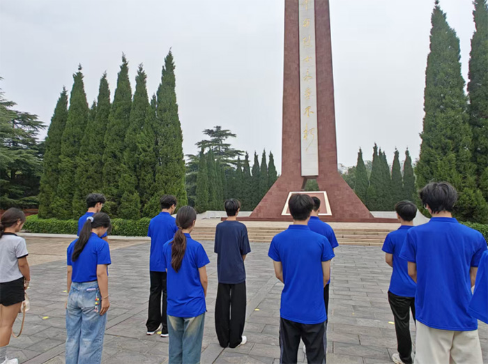 �WӢ�Ҿ�����������Ӹ����I����​