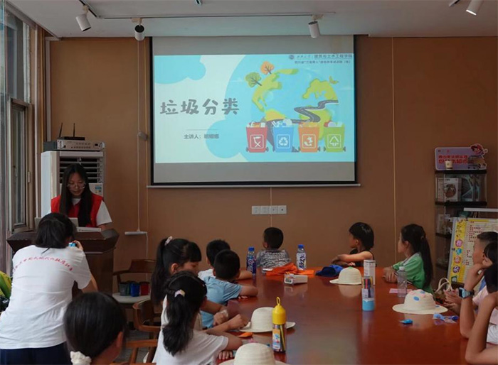 ���A��W���h����F�����������������������d������`