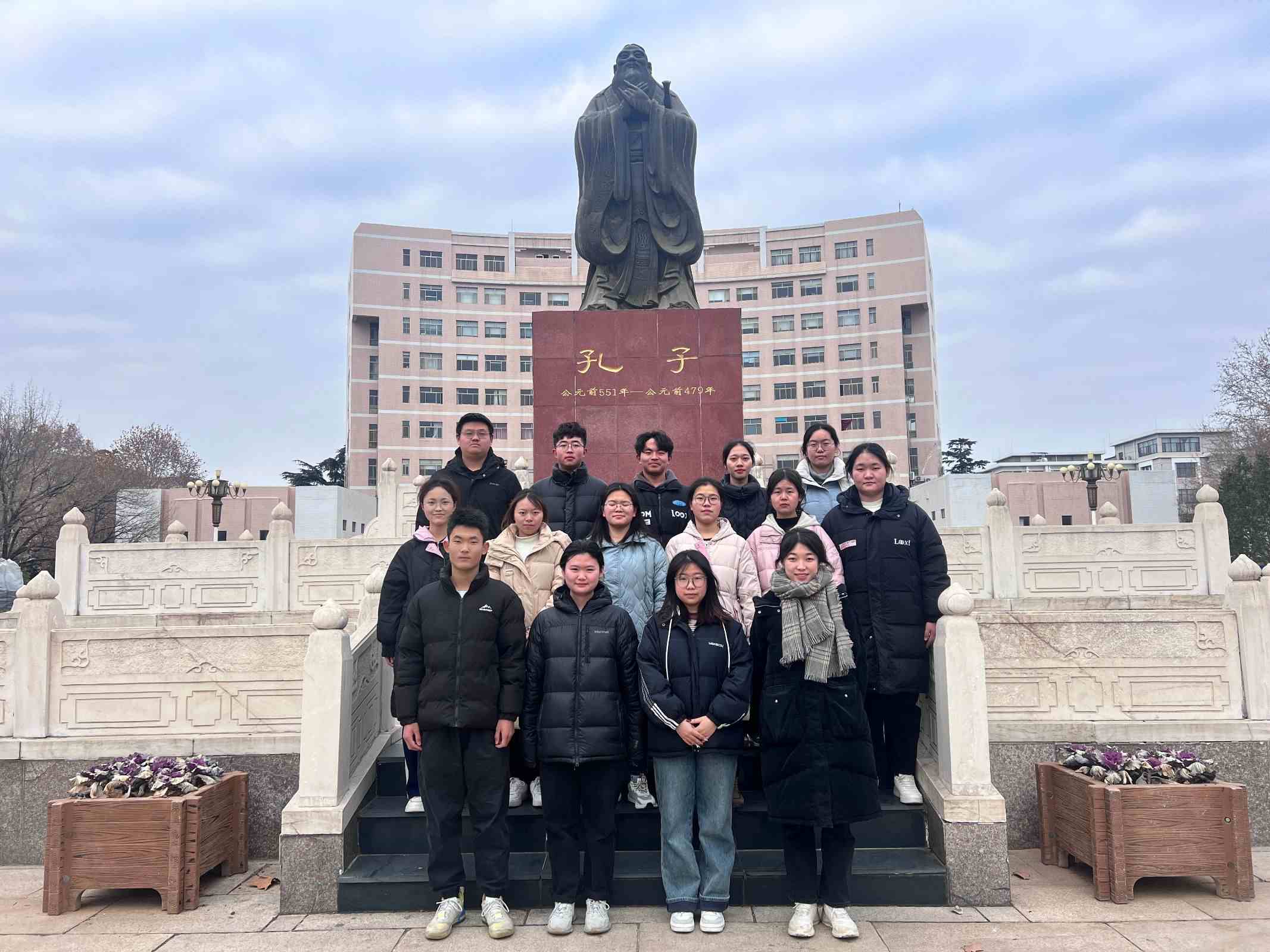 �������h�����R��������������h��