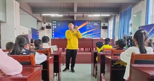 ֧�̵��ഺ�ǝM�M��С����