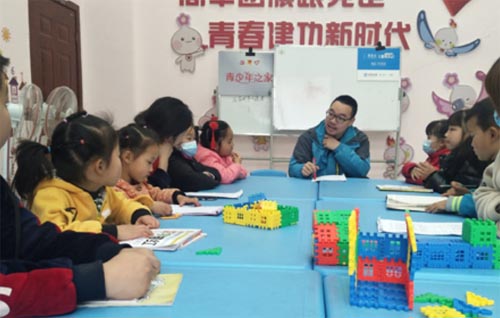 �����ڷ���(w��)�p�ǽ�(j��ng)��Ȧ�Е����ഺ�A��