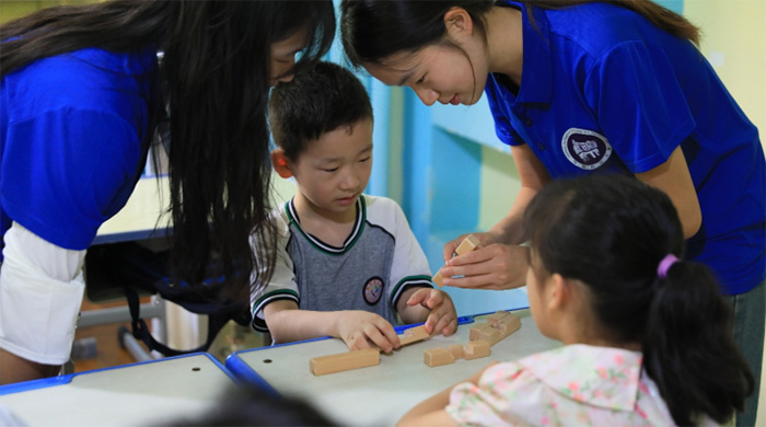 ͯ�������н�� �ഺ���`ů����