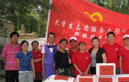 ���Ժ���һ��(g��)���h(yu��n)���ߵ�������