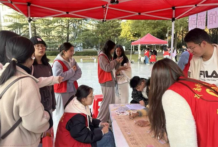 ����ͨ��̎ ����������