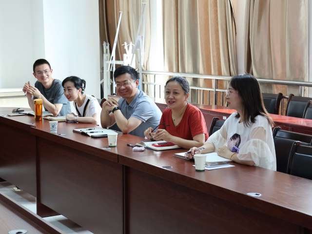 ���Ʊ��Є�(d��ng)������M(j��n)�У��߲ʼ��ڈA�M�_�k