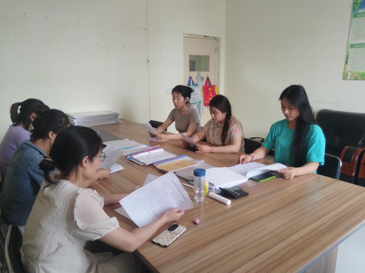 ��â��ͯ��  ���W������ ���� ��У־Ը���Y���������v