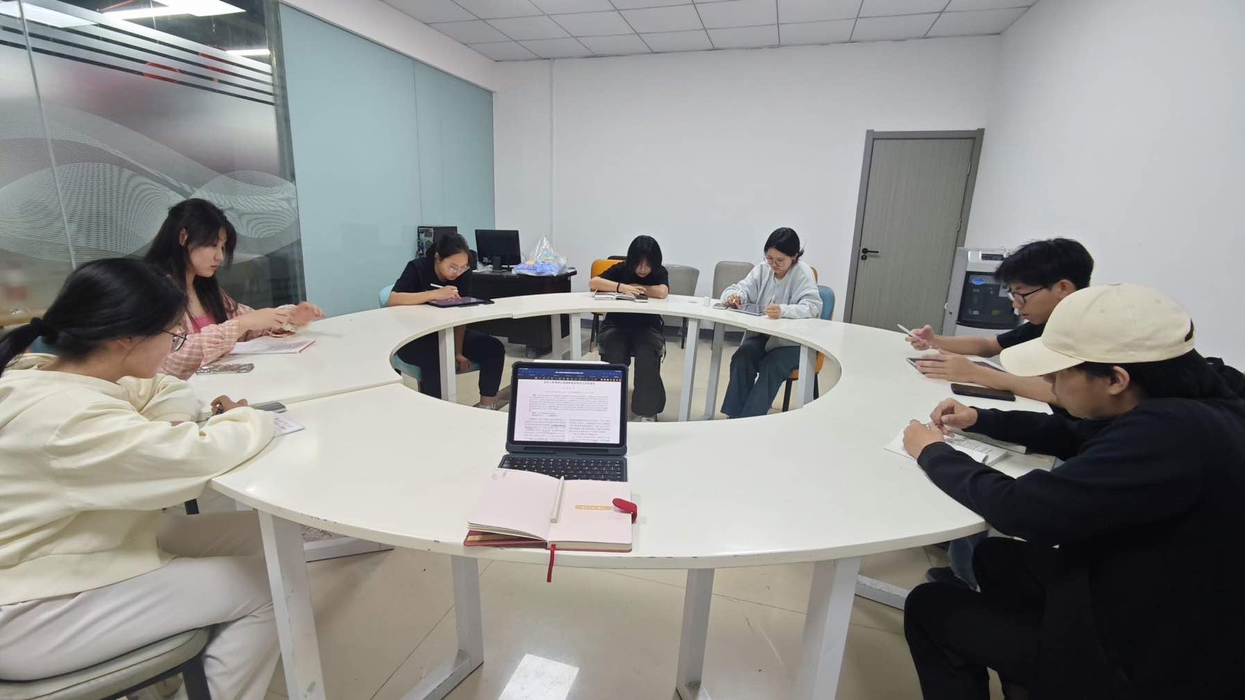 ���o�y�g�����������������܆����OӋ��ӑ��