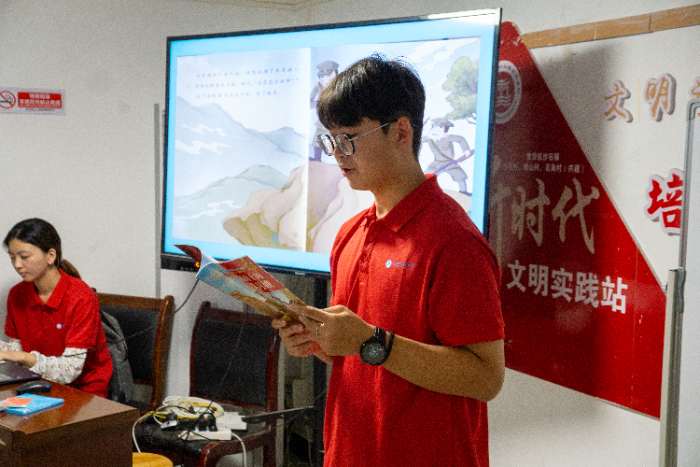 ����W�ӡ��f����W���Mǧվ�����tɫ�L�� �cȼͯ�ġ������ǻ�