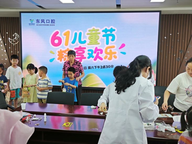 ��ͯ��ǻ���e�k����һ�o�X���옷�����������H�ӻ��