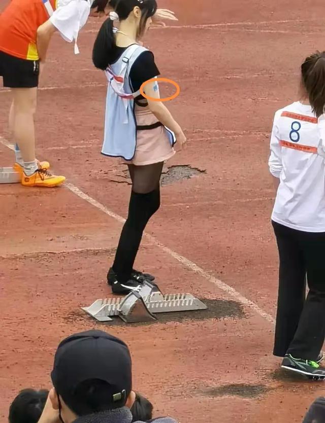 ĳ��УŮ��W�����ڽz�����\�ӕ����l���h