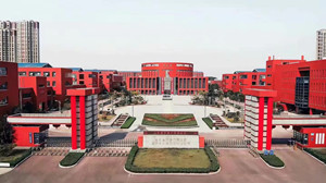 ����sɽ�󣬹���ɽ����ĸУ���L