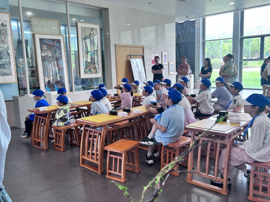 ֪�R���l�cԢ�W�c���Ķ�ʌ��`