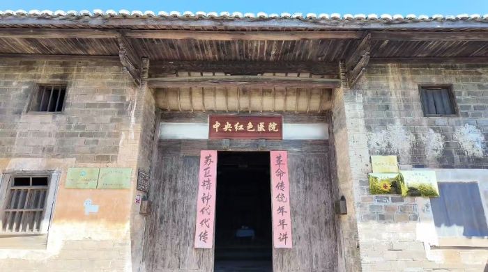 н��t�t(y��)���ഺ��������I���t(y��)�WԺ ��н��t�t(y��)�����`������ӛ